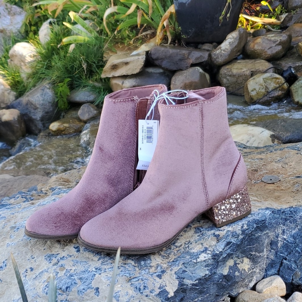 Girls dress botties